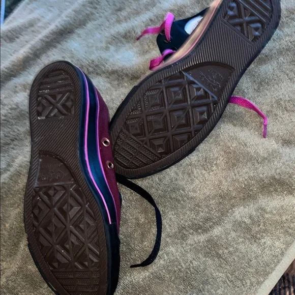 Chuck Taylor Converse High-Top Sneakers - Pink and Black - Picture 8 of 16